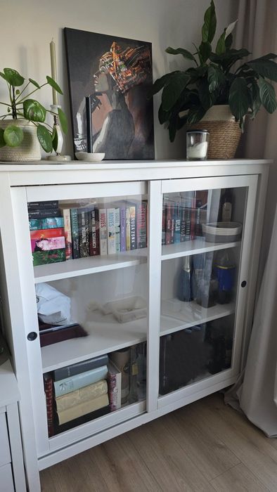 Zestaw drewnianych mebli IKEA Hemnes