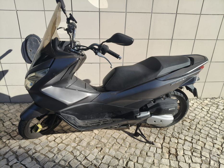 Veículo moto pcx 125