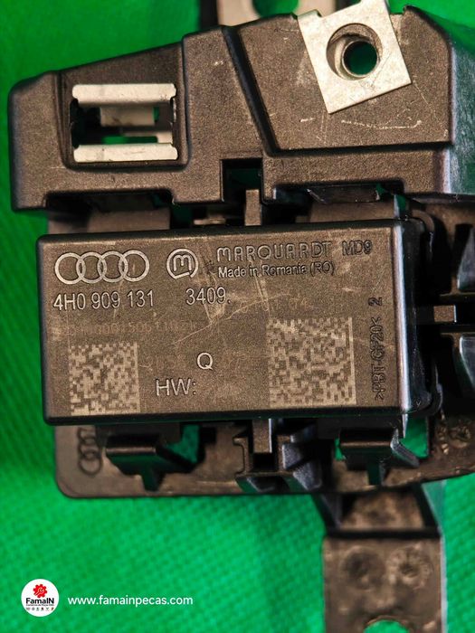 Módulo do sistema de imobilizador AUDI A8 D4 3.0 TDI quattro (184 kW / 250 cv) [07.2010 - 01.2018]