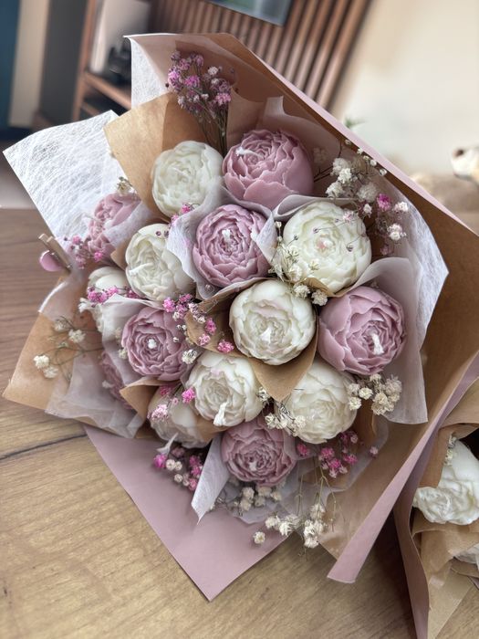 Świece sojowe kwiaty