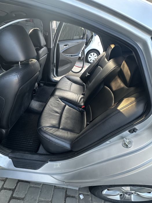 Hyundai sonata yf