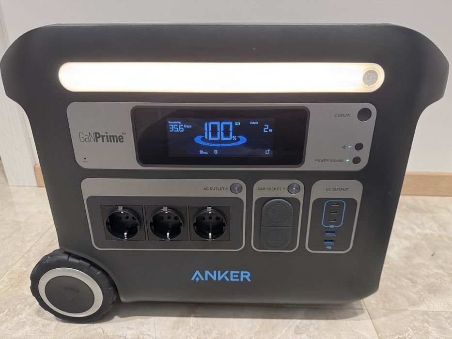 Зарядна станція Anker Solix F2000
