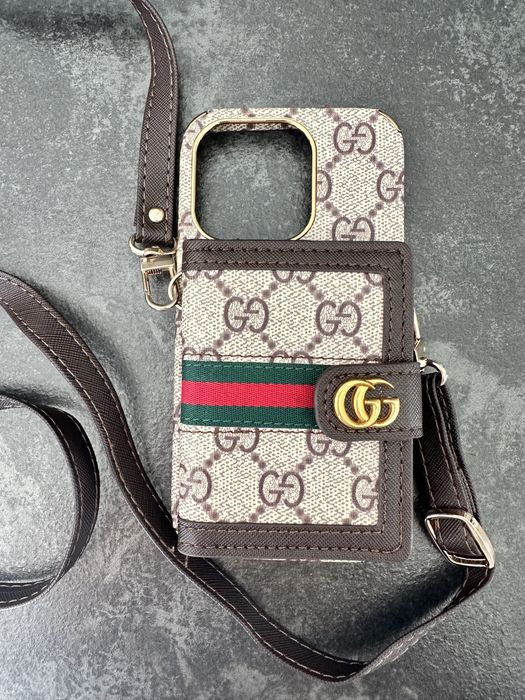 Etui na iPhone 14pro