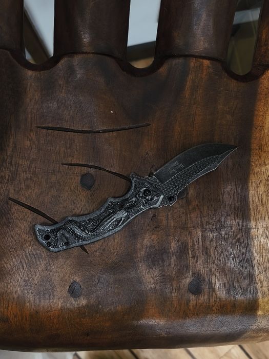 Canivete tático preto