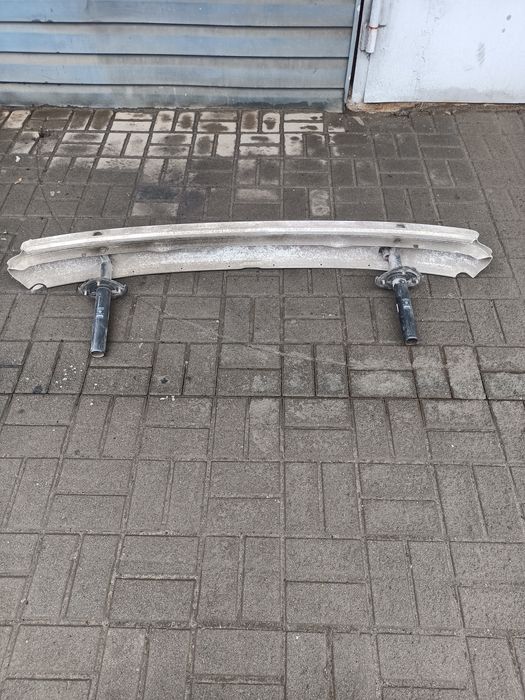 Усилитель заднего бампера BMW E38, 51128125406