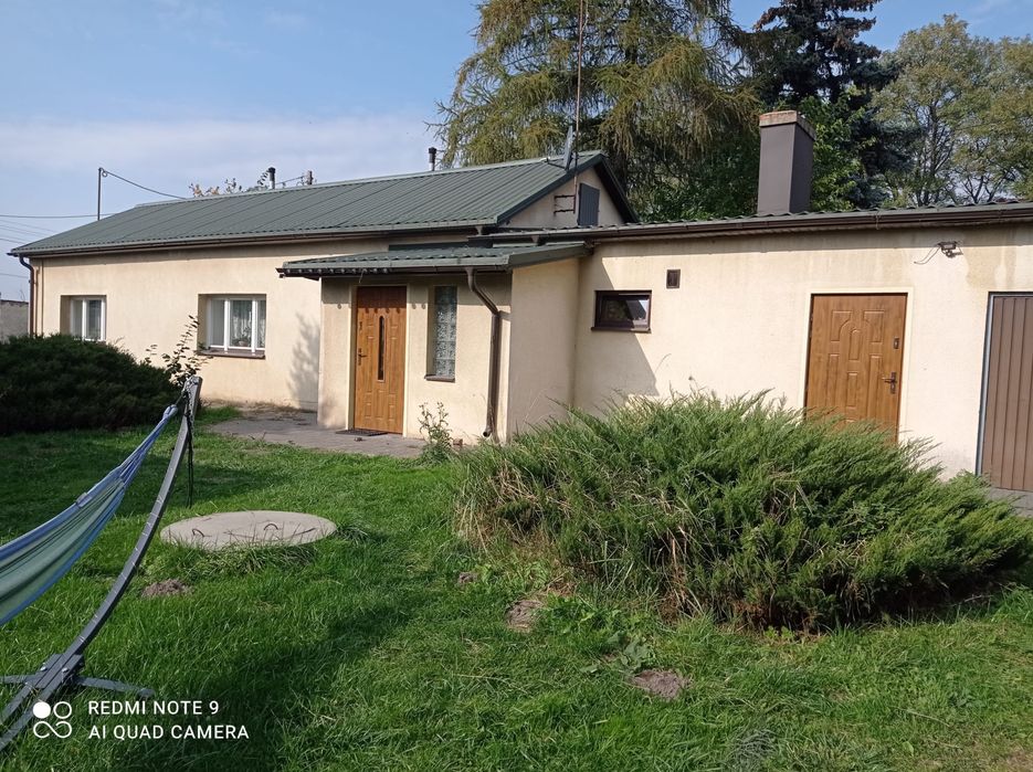 Wynajem domu * garaz * pomieszczenie magazynowe * utwardzony plac * Wiskitki