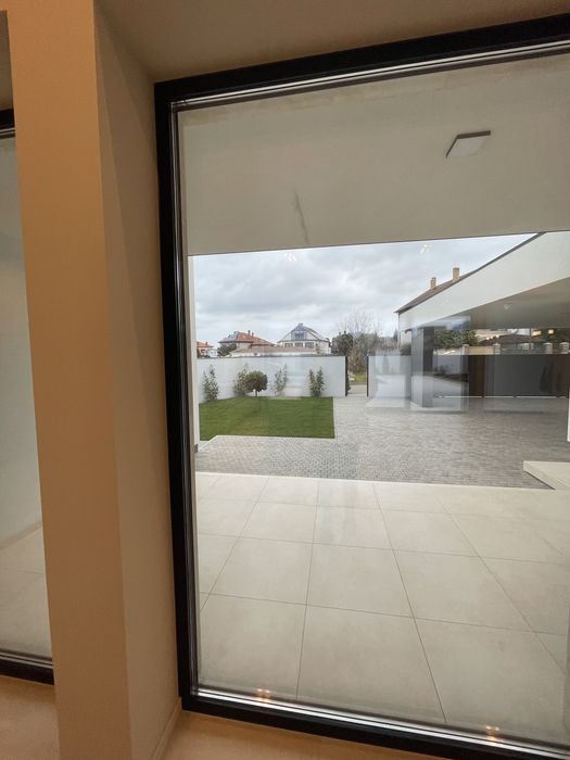 Стильний  будинок в Совіньон-Люстдорфі. Преміум-клас.