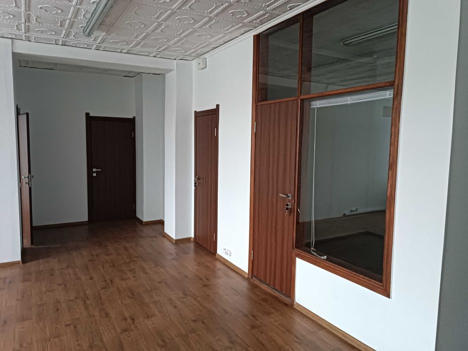 Здається офісне приміщення С.Скляренко, 9 від 35 до 103 кв.м.