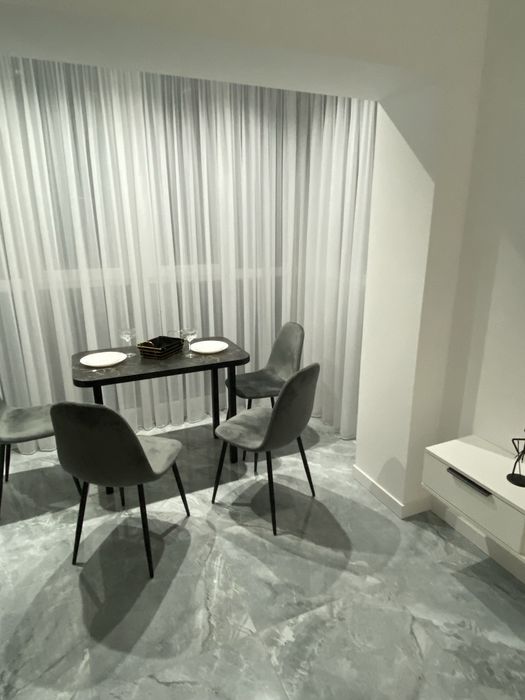 Сучасна квартира ЖК Квітковий погодинно.подобово.перша здача