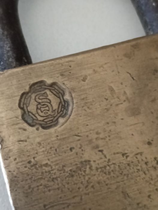 Aluquete vintage de latão/ bronze