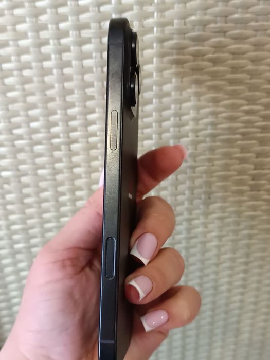 Продам  iPhone 16 Pro Max 256GB Black Titanium фізина sim.