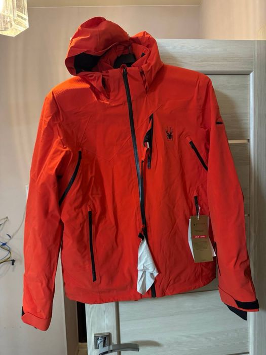 Куртка Spyder оригинал новая размер M, L