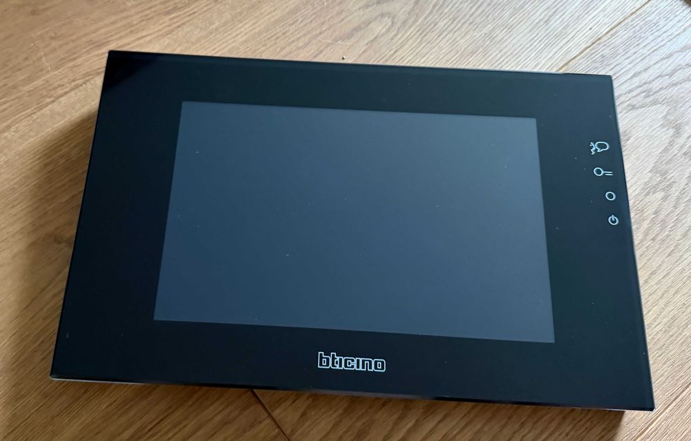 BITICINO BT MH4892C touch screen do MyHome Legrand