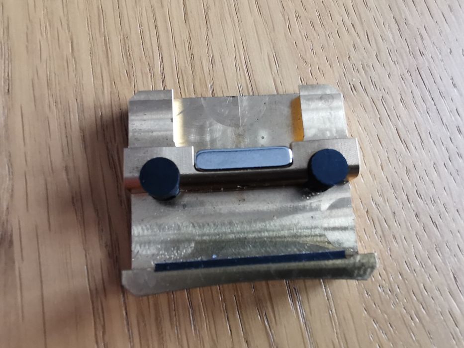 Snareweight Die-Cast Pro-Lock Tłumik perkusji