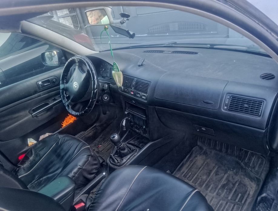 Гольф .Надійний автомобіль повністю обслужений