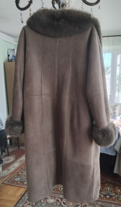 Жіноча дублянка на пишну пані