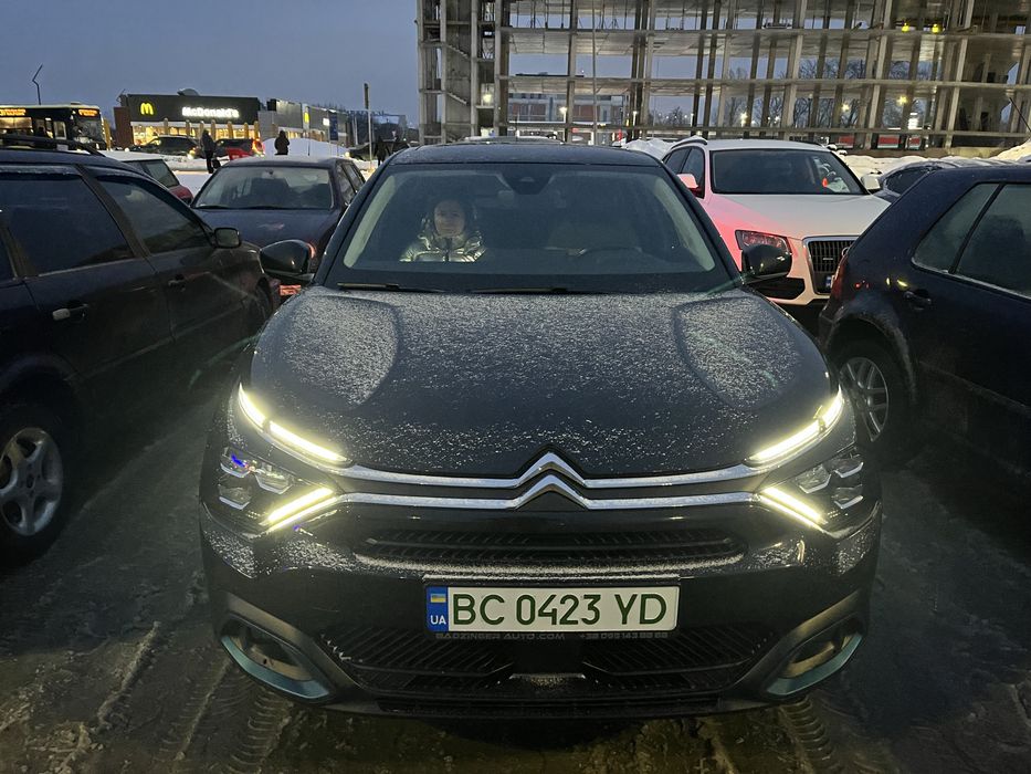 Продам авто Citroen e-C4