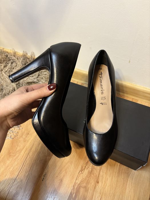 Tamaris szpilki czolenka klasyczne czarne okragle noski wysoki obcas40