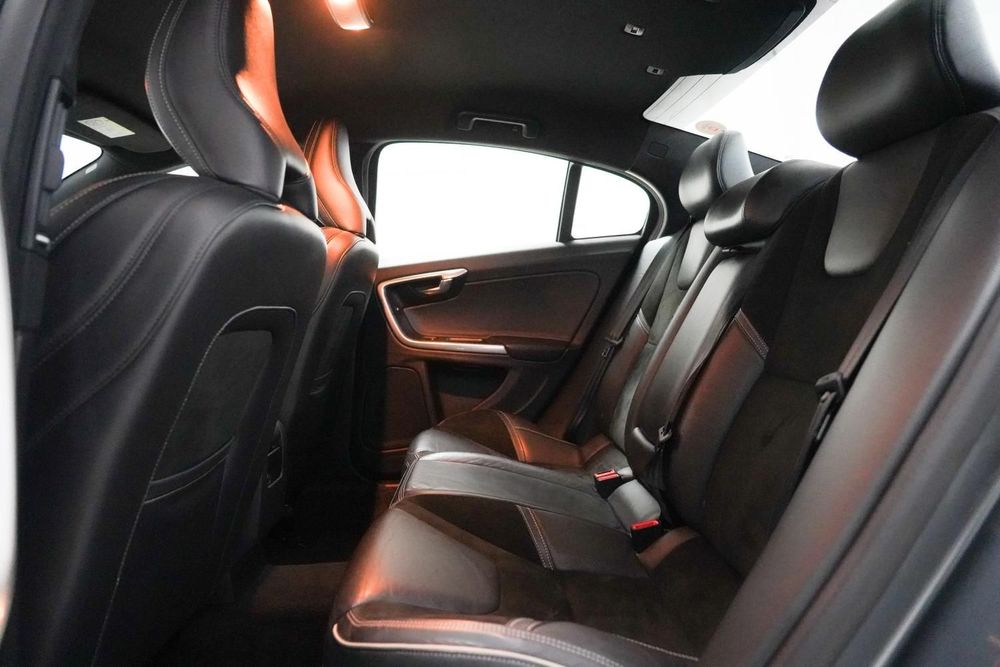 Volvo S60 2.0 D2 R-Design
