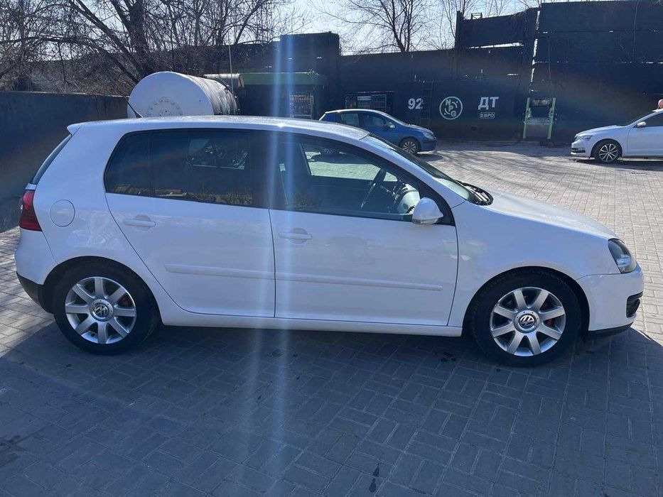 Volkswagen GOLF 5 GT