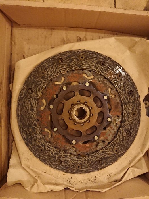 Маховик цилиндр сцепление помпа ремень ГРМ Citroen Peugeot - б/у