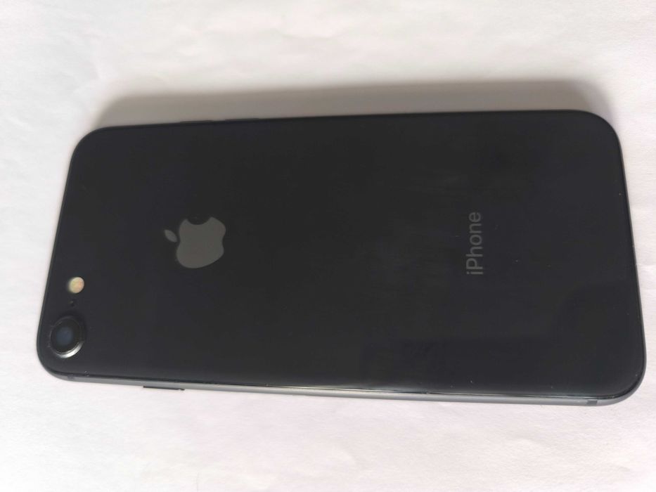 iPhone 8 64GB black