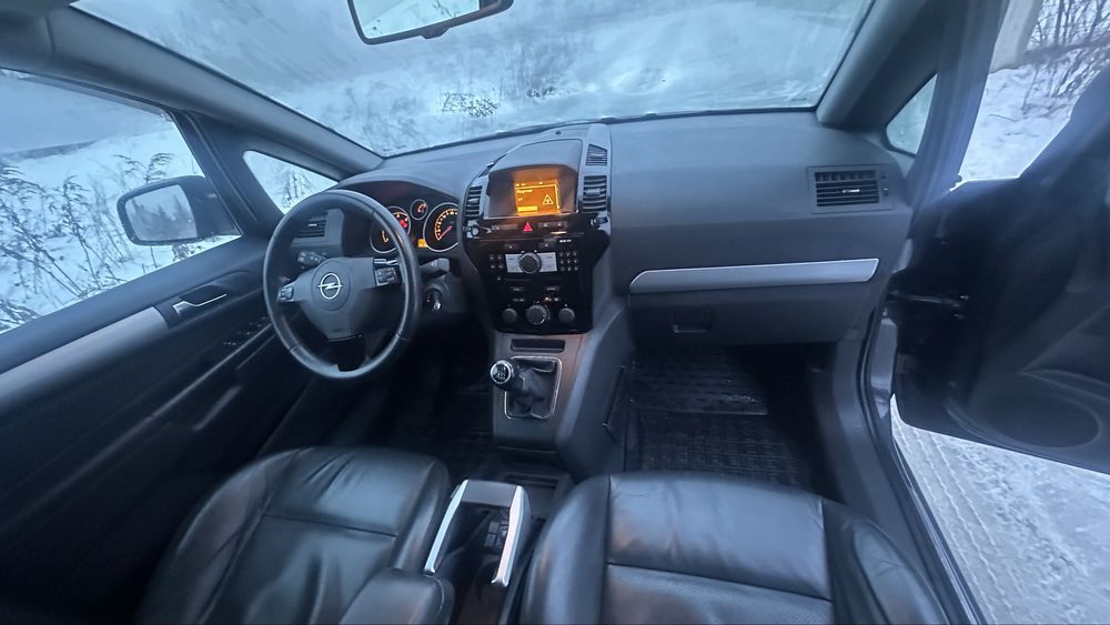 Opel Zafira 1.7 tdi 7 місць 2011р