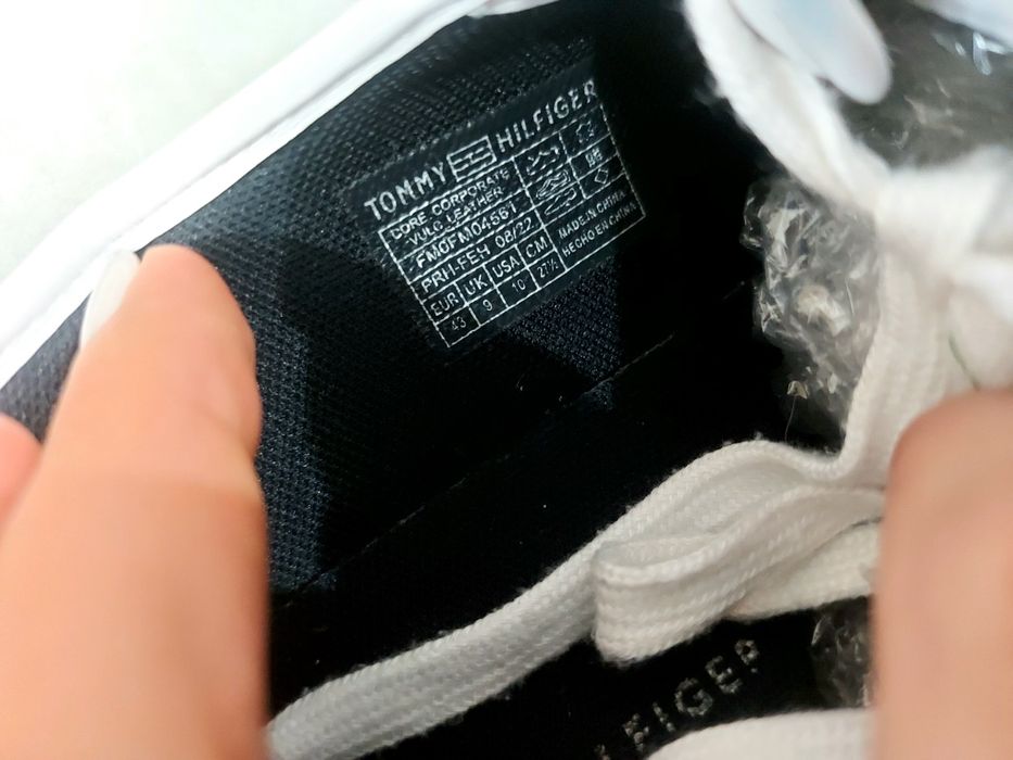 Oryginalne buty sneakersy tenisówki męskie skórzane Tommy Hilfiger 43