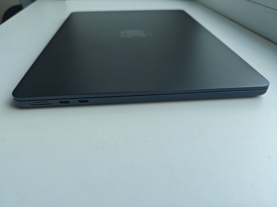 MacBook Air m4 16/256