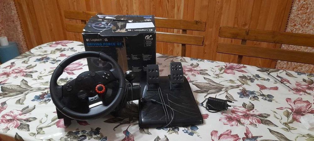 Ідеальний стан. Ігрове кермо Logitech Driving Force GT 900°