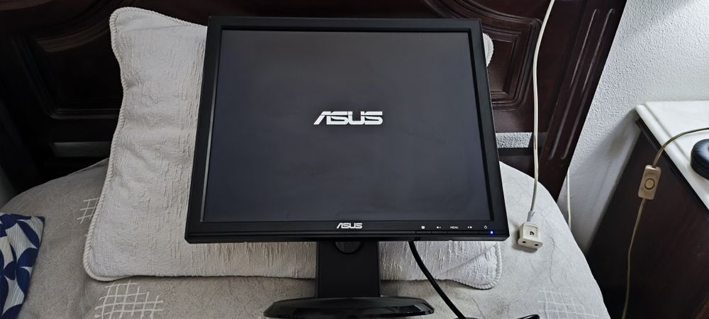 Monitor Asus antigo