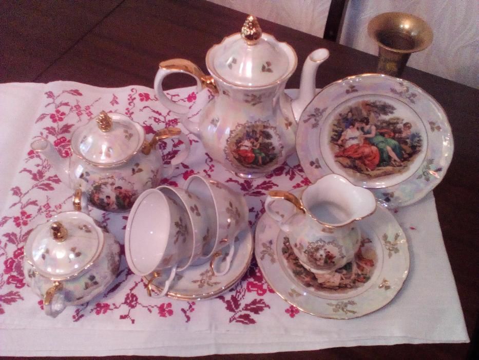 Сервіз кофейно-чайний ГДР "Мадонна"