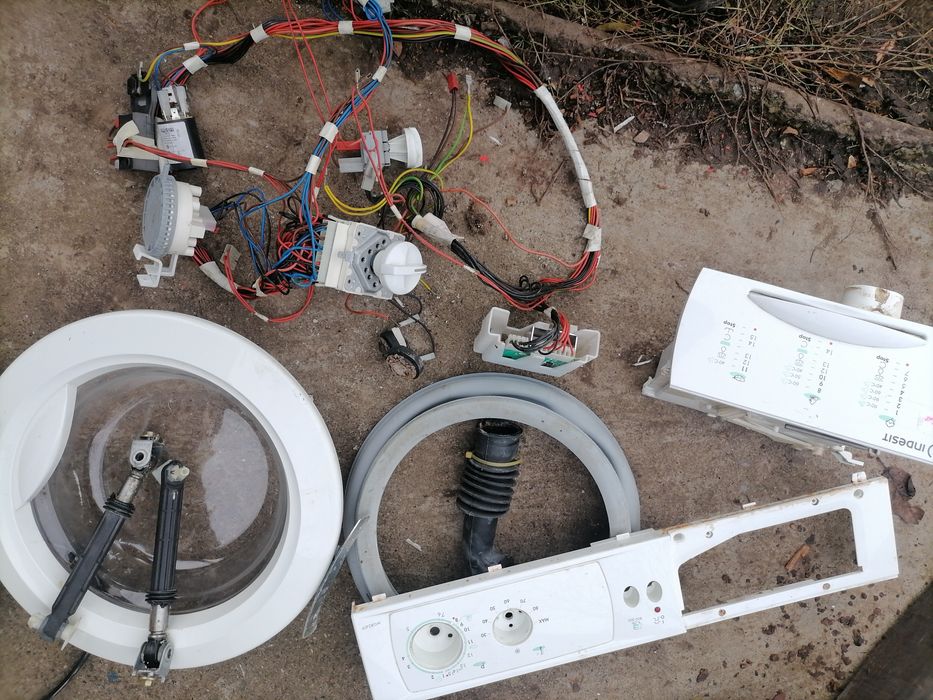 Разбор indesit wg 824 tp