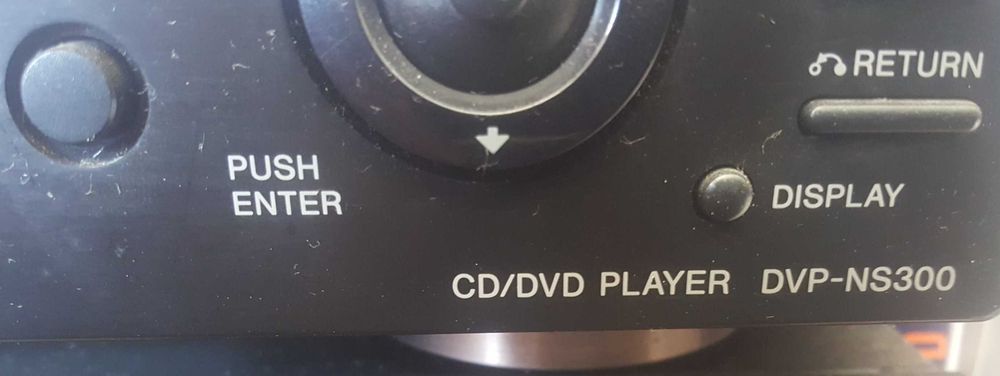 Sony DVD-NS300 - CD/DVD/Video CD Player, com caixa - Não lê os discos