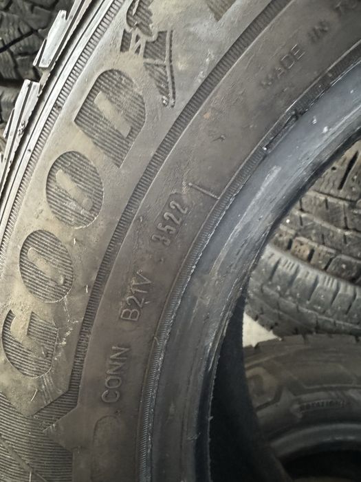 205/65R16C зимові шини пара Goodyear 22рік (#43)