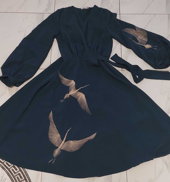 Жіноча сукня вишукана