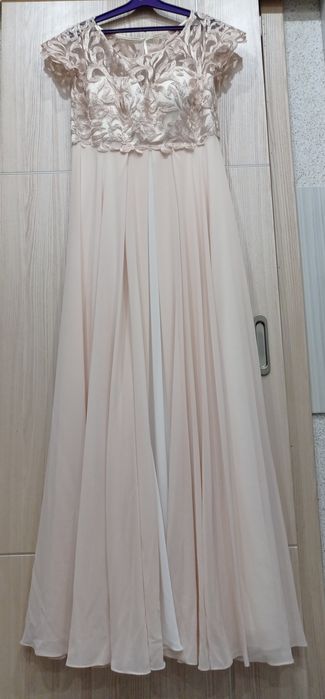 Плаття випускне, вечірнє