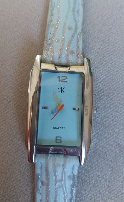 Zegarek damski elegancki cK nowy