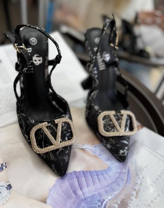 Жіночі туфлі босоніжки