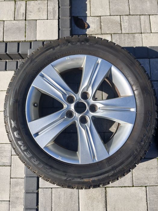 Komplet alufelg z oponami zimowymi i czujnikami TPMS KIA Sportage