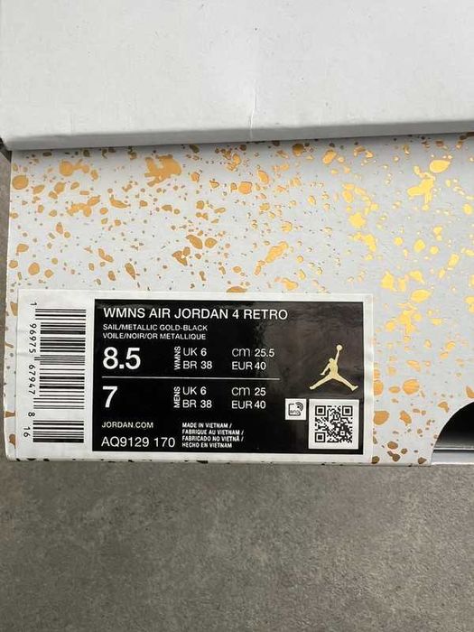 Jordan 4 Retro Metallic Gold R.41