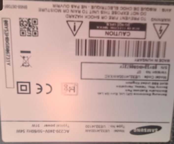 Televisor Samsung de 32" ( com pequena mancha no ecran)