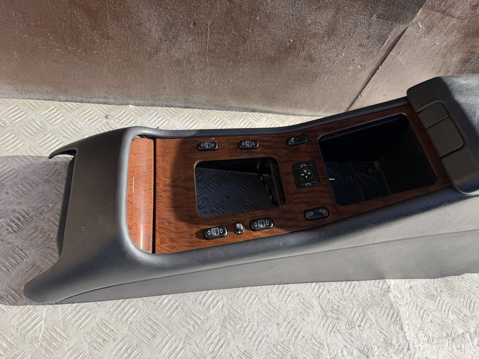 Подлокотник кнопки стеклоподьемников mercedes w163 ml год 03