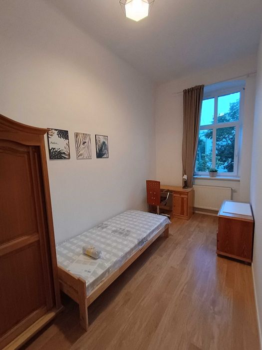 1 osobowy pokój. Wynajem. Ścisłe centrum ul. Mostowa.