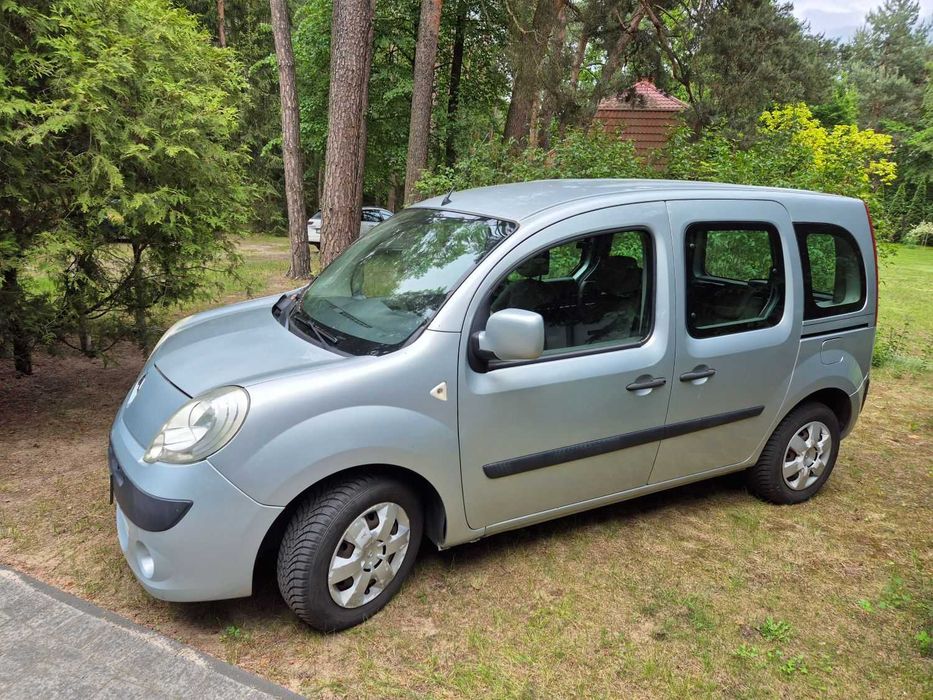 Renault Kangoo 1,6 16V Benzyna 2010 rok , 2x przesuwne, klima, krajowy