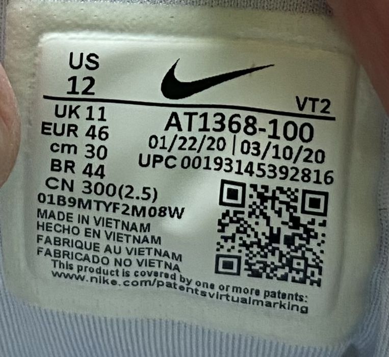 Кроссовки Nike Legend React 2 размер 46 стелька 30