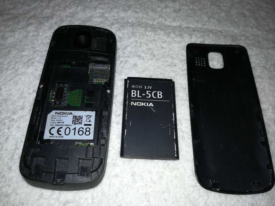 nokia 113 vodafone (2 telemóveis) ler descrição