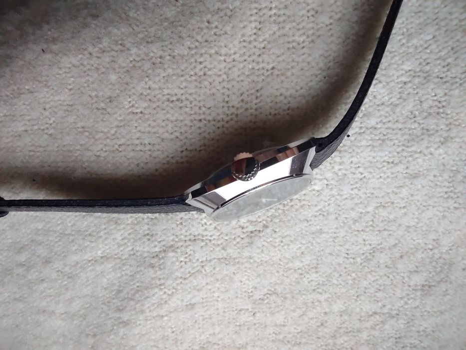 Zegarek Szwajcarski stalowy nie noszony!!!