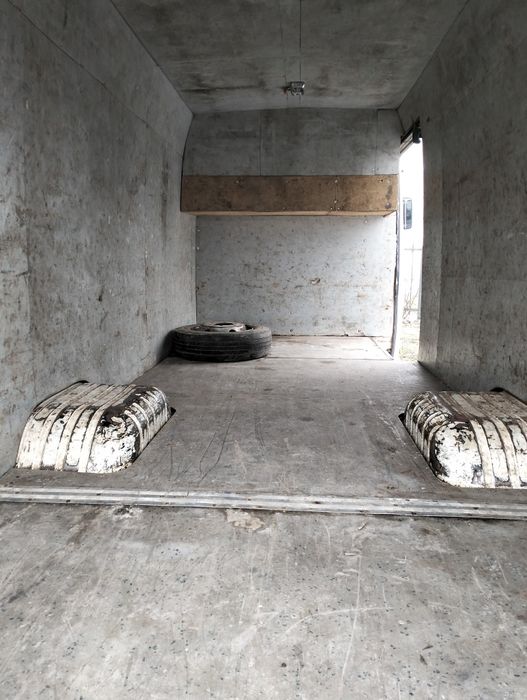 Мерседес Варіо 614.