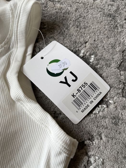 Koszulki 2 szt biala szara S-45 zl promocja